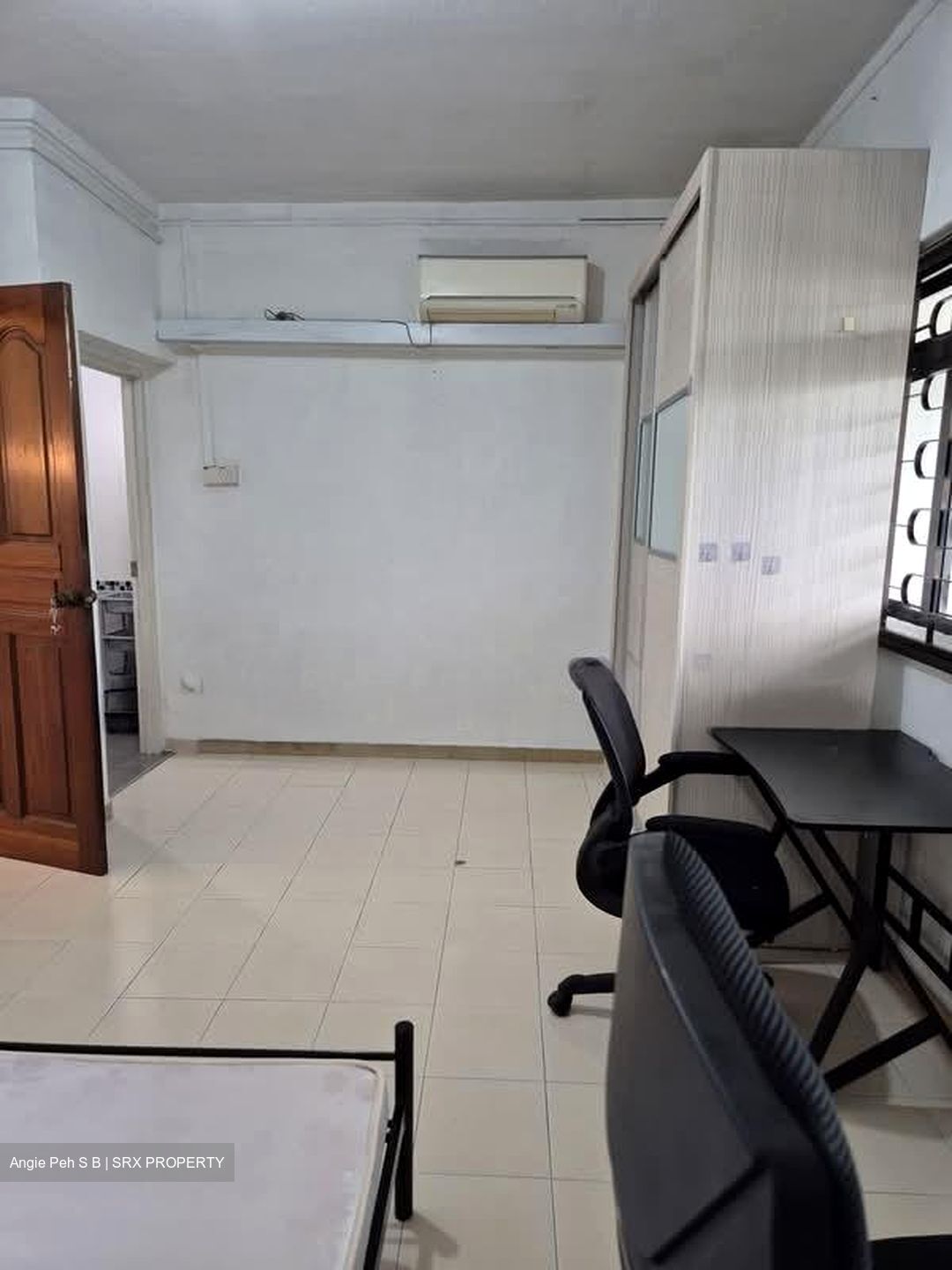 Blk 549 Jurong West Street 42 (Jurong West), HDB Executive #534535961
